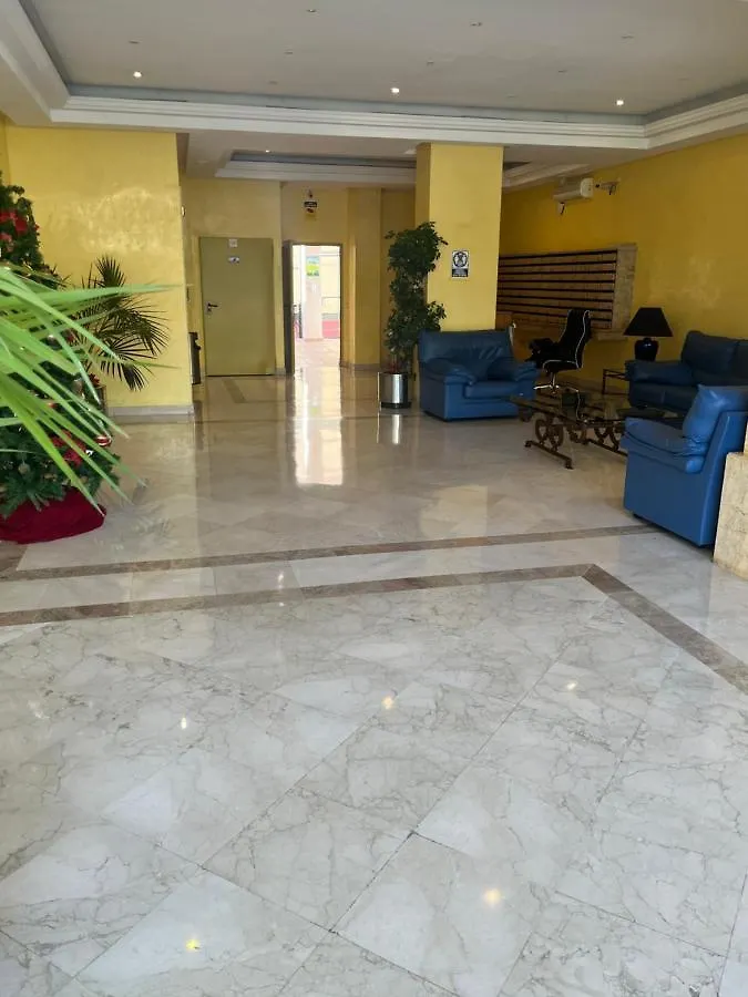 Apartament Heart Of Puerto Banus Newly Renavated Free Parking , Wifi ,Pool,Gym,Padel Court Marbella 0*,  Hiszpania